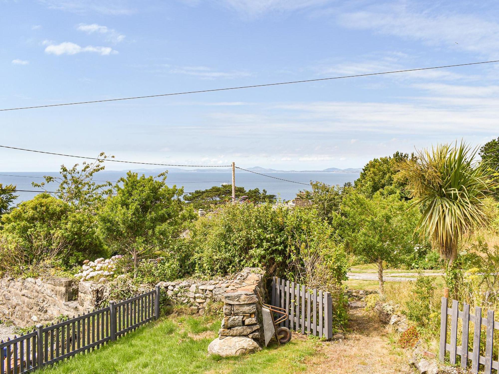 Bryn Derwen Villa Llanfair Eksteriør bilde